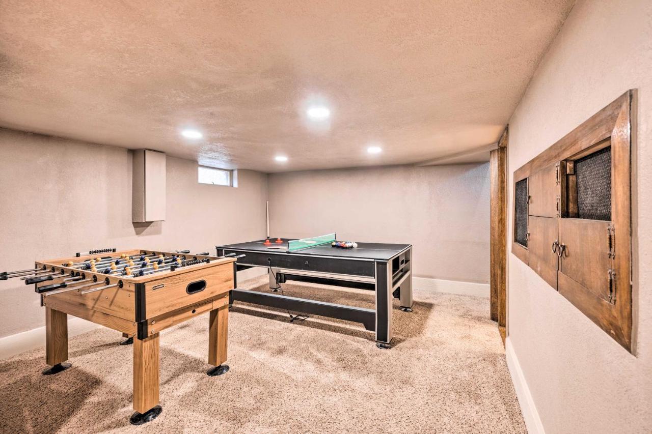 Colorado Springs Home Game Room, 3 Mi To Downtown Exterior photo